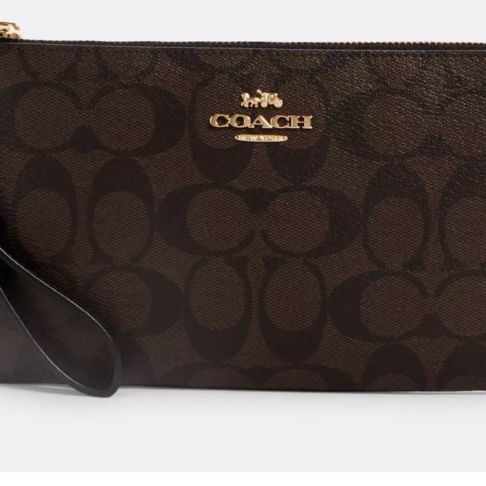 Large Corner Zip Wristlet